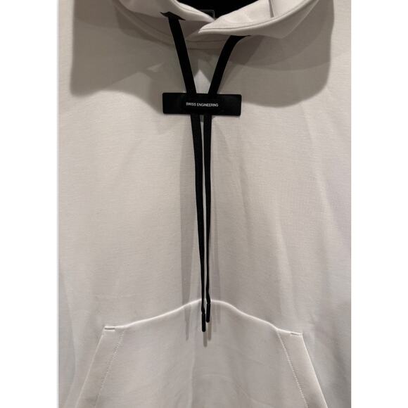 NWT On Cloud Focus Tech Hoodie Size Small - Picture 10 of 16